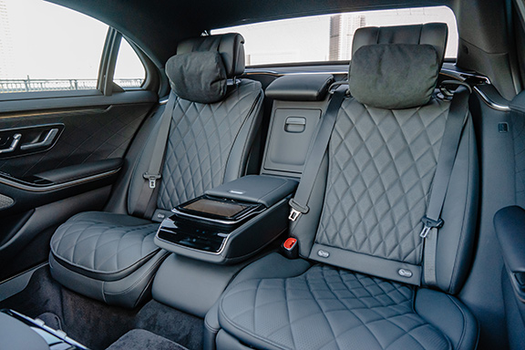 interior in the Mercedes Benz S580